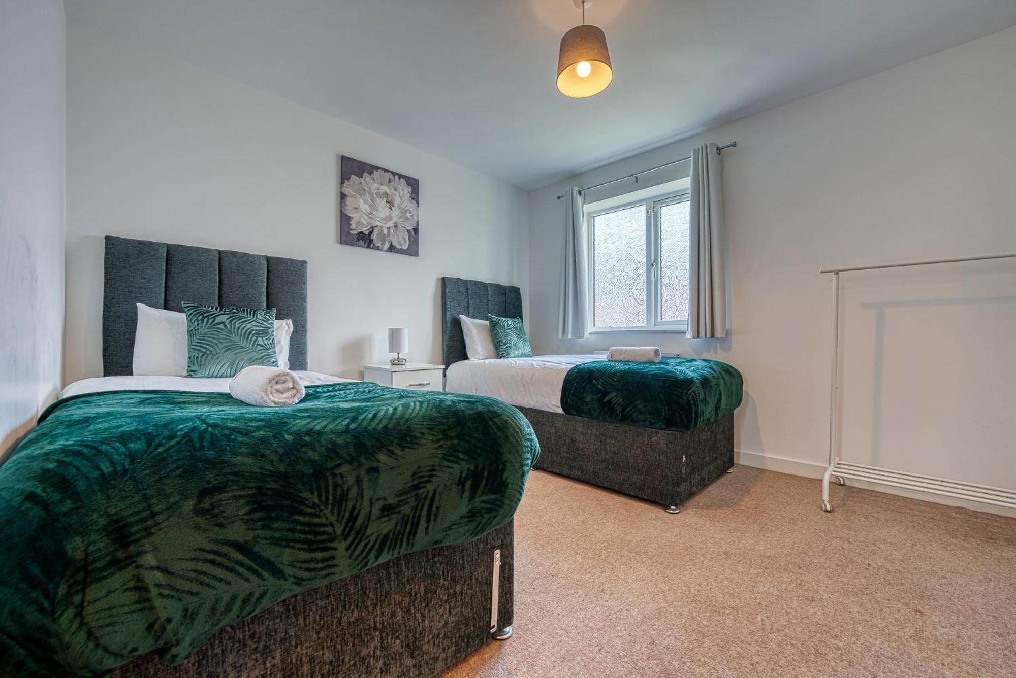 Дом отдыха Large 5 Bed House Near Nec, Bhx Airport, Hs2, Private Parking